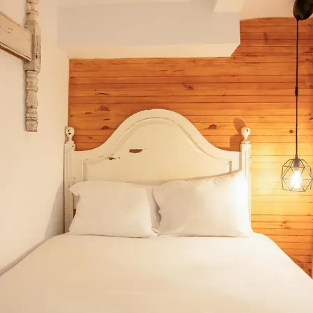 Cozy Getaway In Alfama By Lovelystay Apartmán
