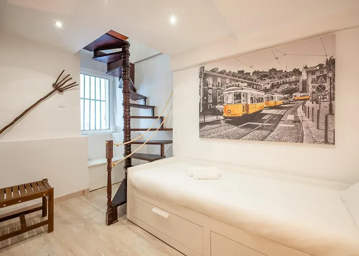 아파트 Cozy Getaway In Alfama By Lovelystay *